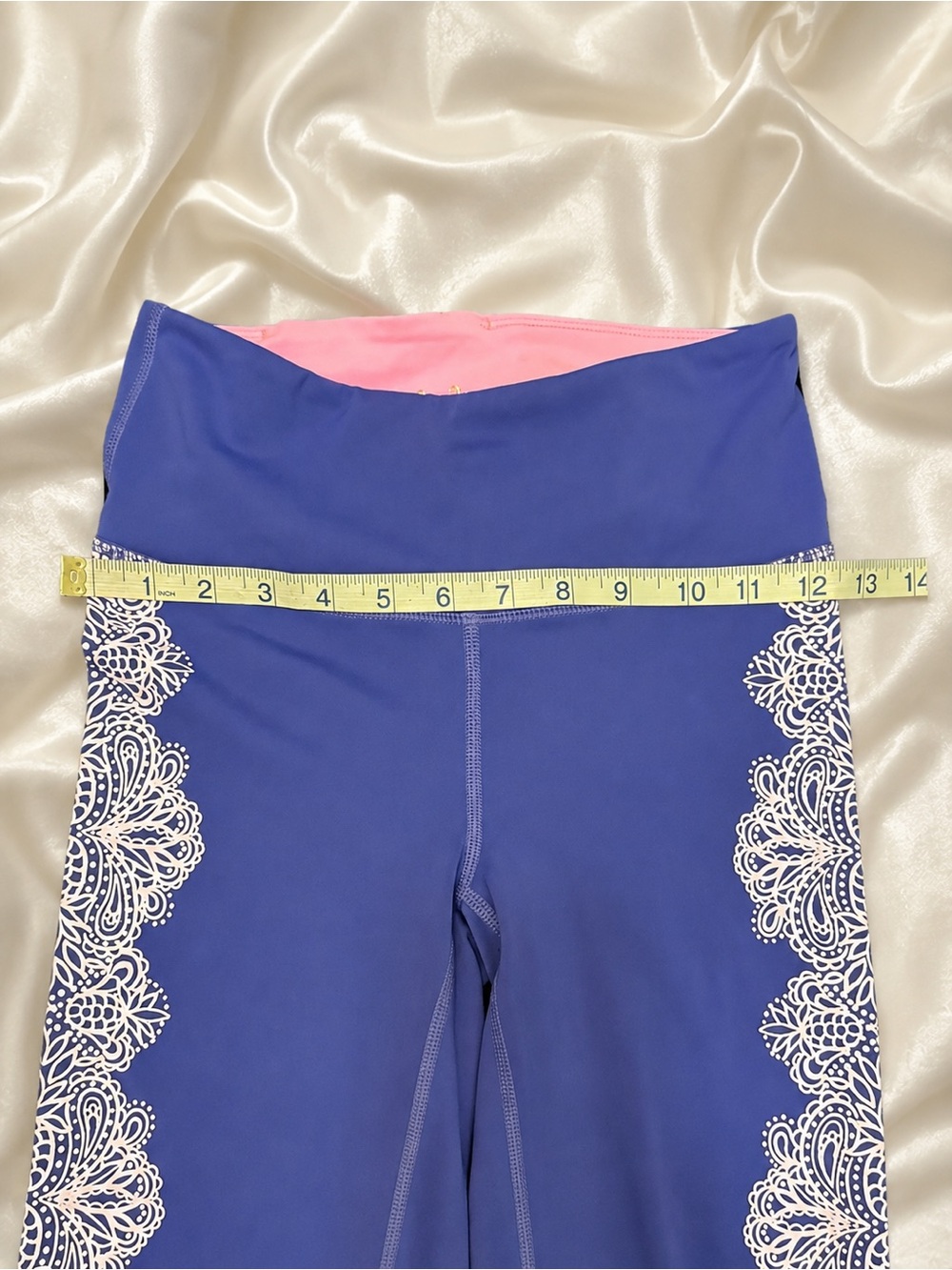 Lilly Pulitzer Luxletic UPF 50+ High Rise Midi Leggings XS Corsica Blue - Picture 11 of 13